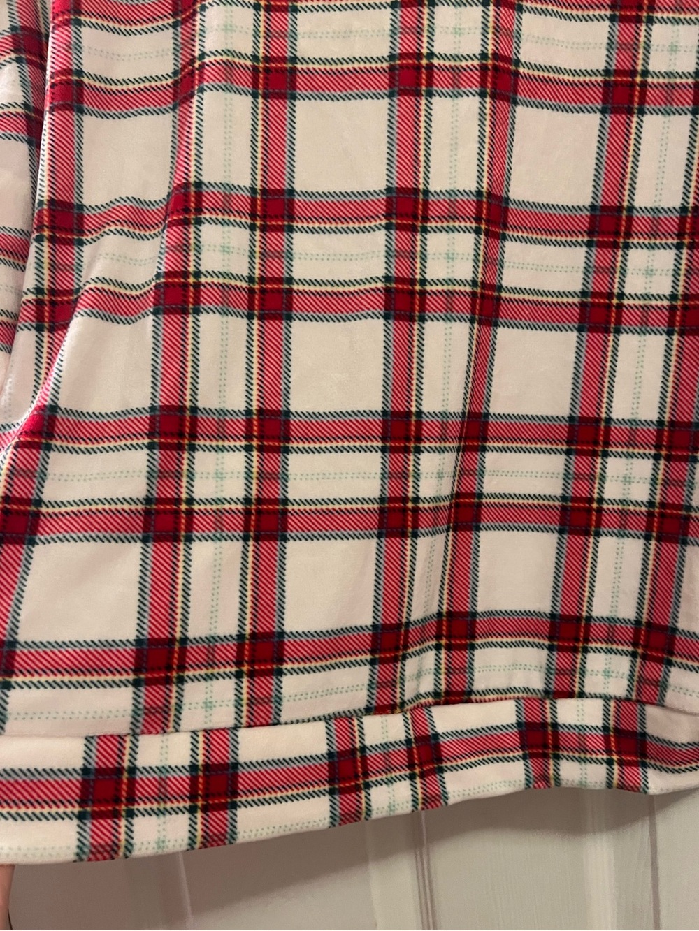 Like New! SOFT! Auden Red Plaid Long Sleeve Pajama Set- Size Large - Picture 5 of 12